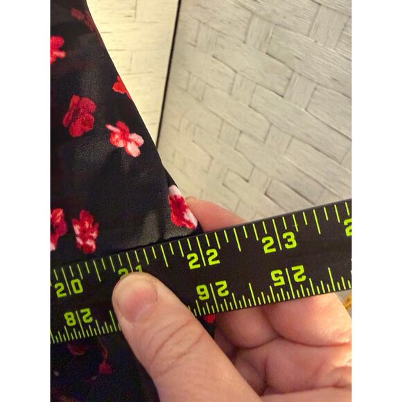 Lane Bryant women’s midi dress short sleeve floral V-neck romantic plus size ￼ - Picture 9 of 13